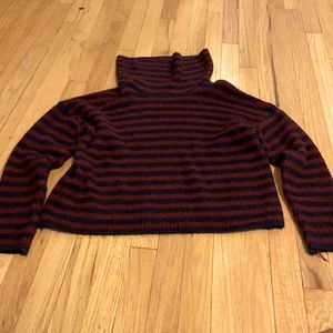 Turtle neck pull over